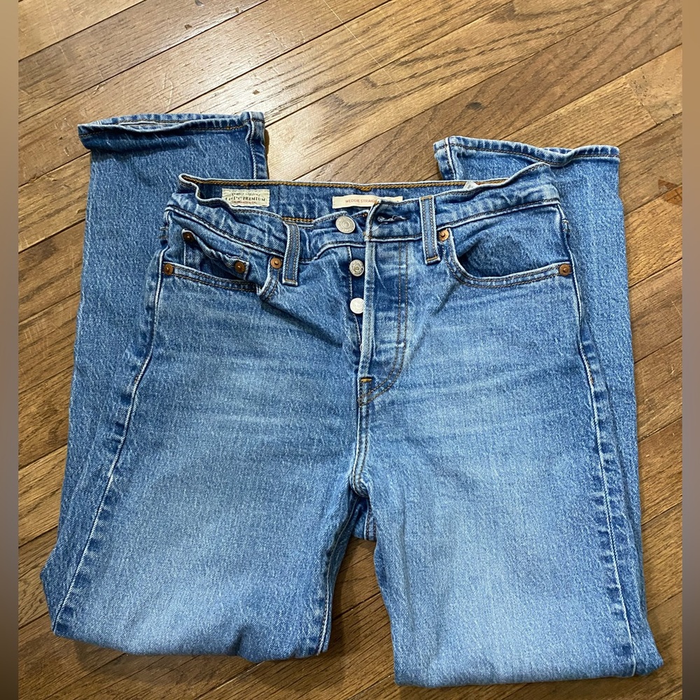 Womens Levi’s Wedgie Straight W26 L 26